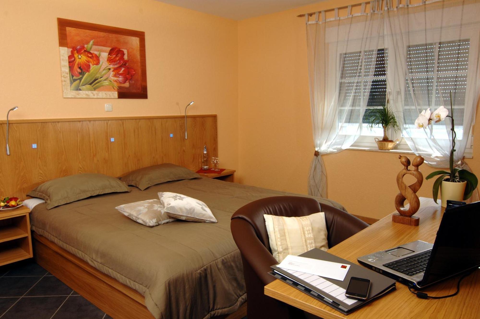 Wolfshotel Am Arendsee อาเรนด์เซ ภายนอก รูปภาพ