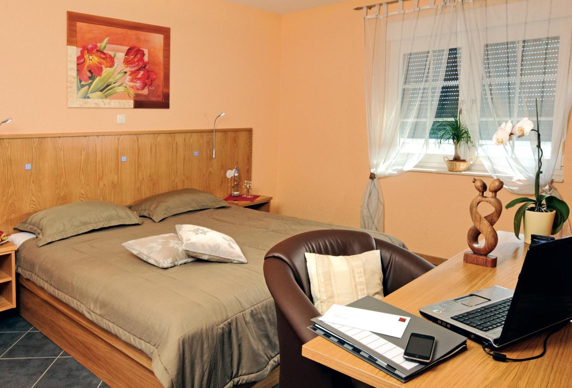 Wolfshotel Am Arendsee อาเรนด์เซ ภายนอก รูปภาพ